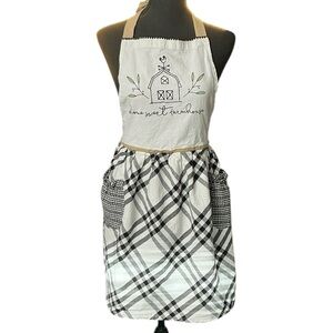 Farmhouse Black and White Apron